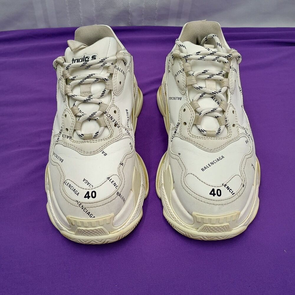 Balenciaga triple S sneakers size 7 EU40 mens Chunky Luxury Streetwear White
